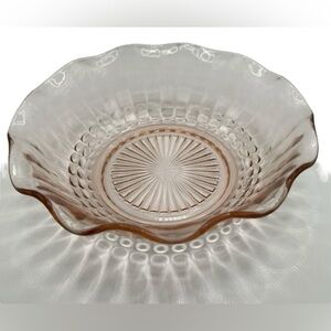 Vintage Pink Depression Glass Bowl Scalloped Edge 7”‎ Round Candy Dish